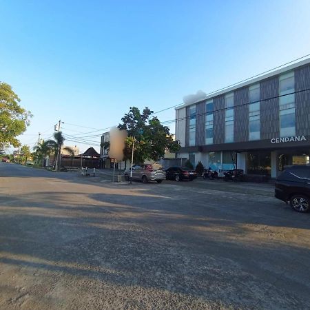 Отель Cendana Coliving Solo Baru Экстерьер фото