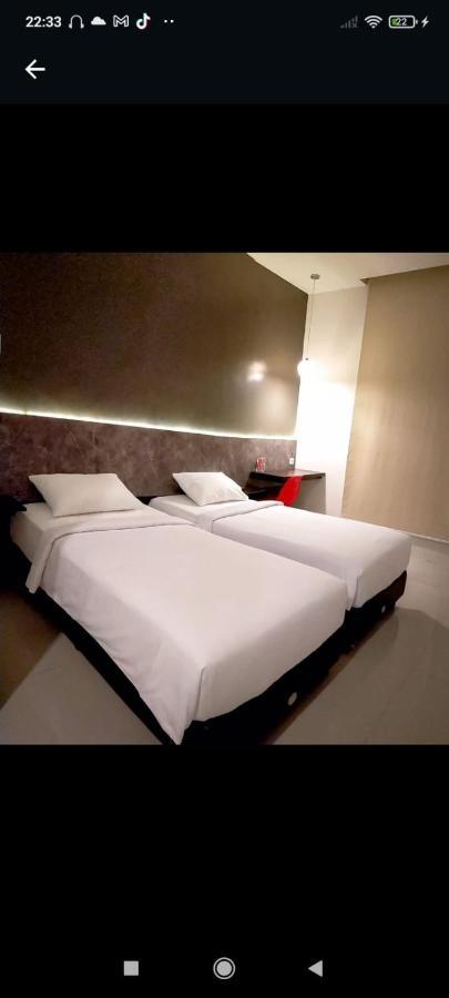 Отель Cendana Coliving Solo Baru Экстерьер фото